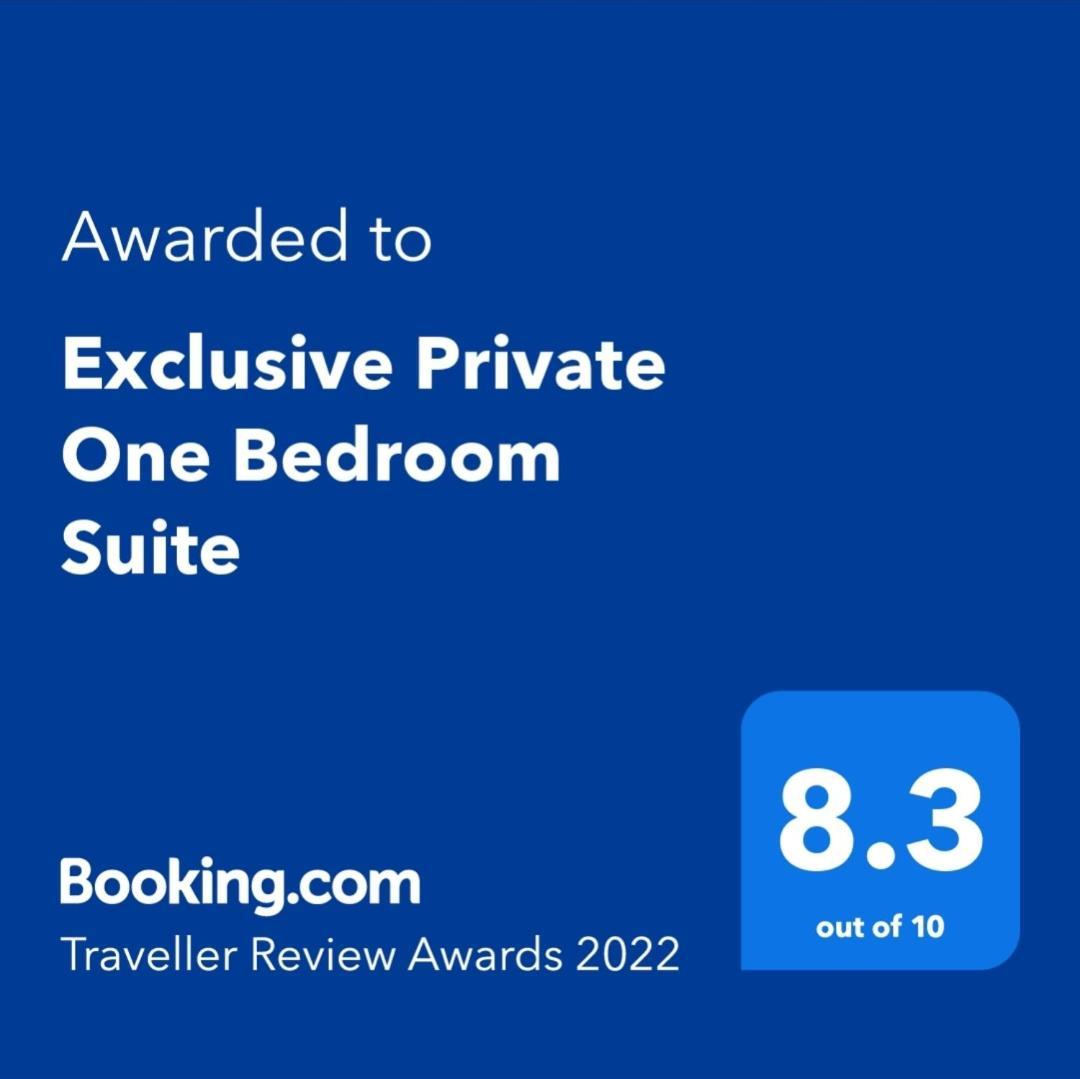 Exclusive Private One Bedroom Suite Лондон Экстерьер фото
